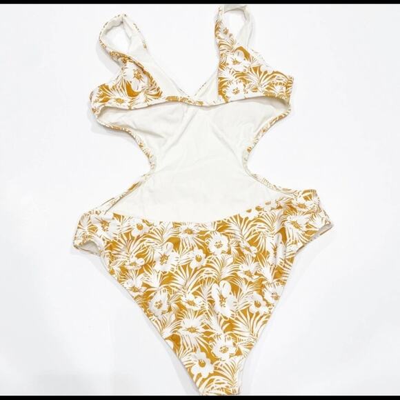 L Space Monaco Seaside Escape One Piece Swimsuit Size 12 - Picture 5 of 6